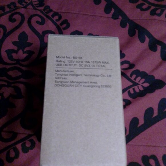 Power strip extension cord with USB port/ 10 ft ( 3 )iPad- airpod chargers - Picture 3 of 8